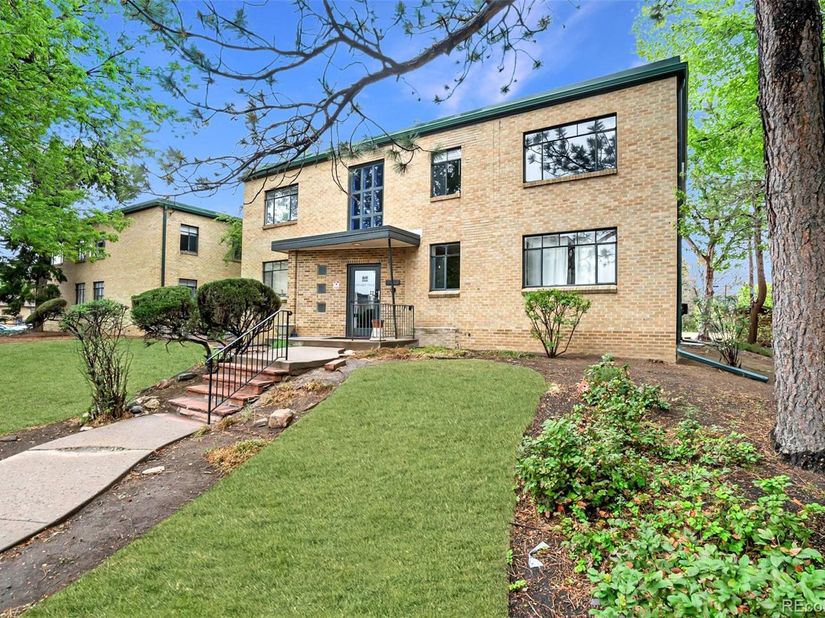 1182 Clermont Street 1B, Denver CO 80220