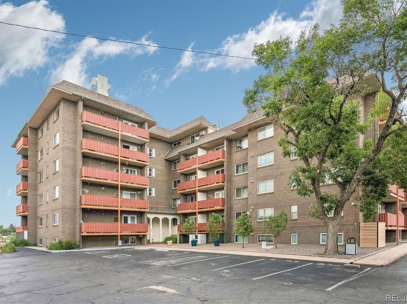 3047 W 47th Avenue 308, Denver CO 80211
