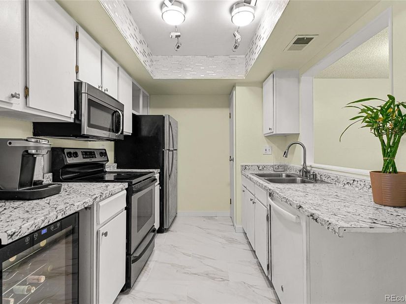 3550 S Harlan Street 119, Denver CO 80235