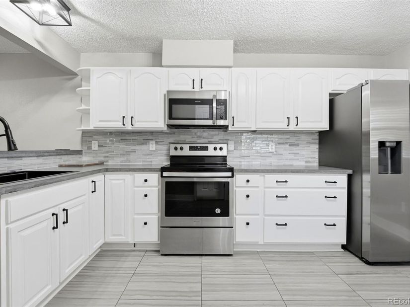 2260 E Geddes Avenue G, Centennial CO 80122