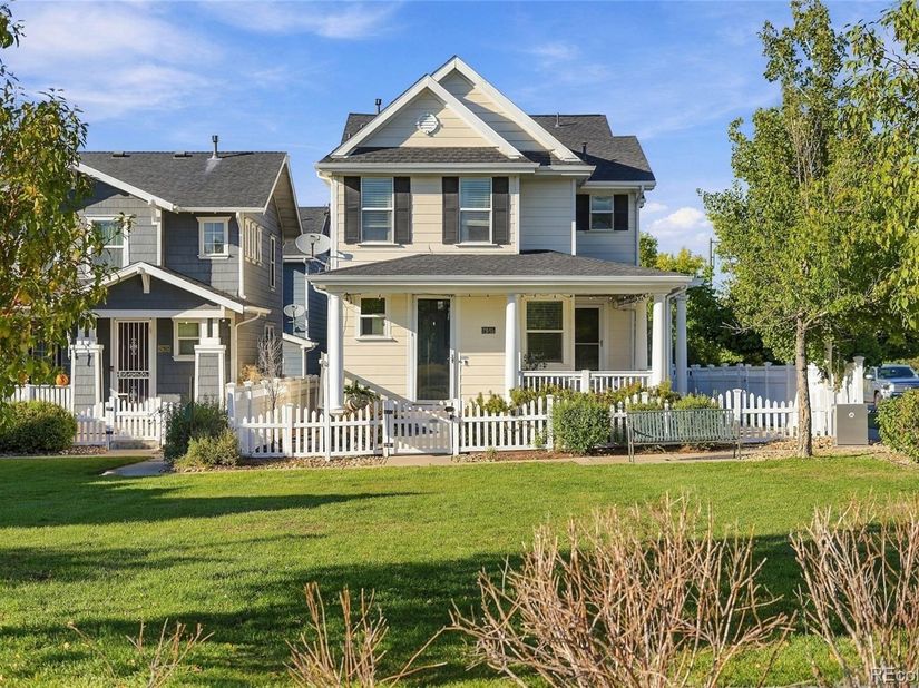 2645 Central Park Boulevard, Denver CO 80238