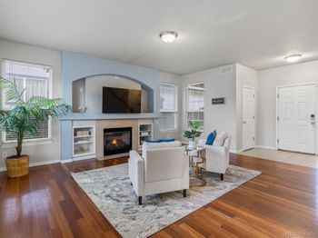 684 Hayloft Way