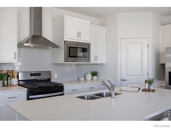 438 Overbrook Lane, Longmont CO 80504