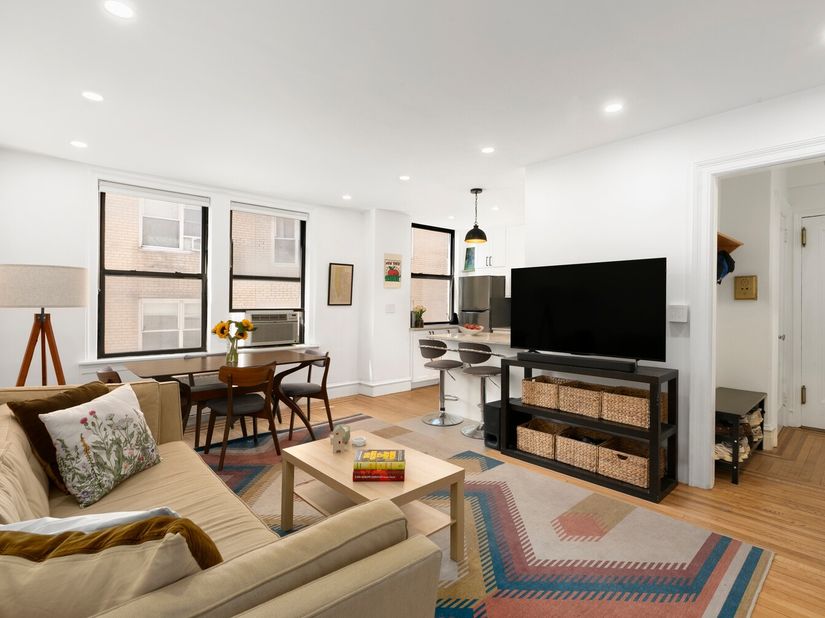 136 East 36th Street 10DE, New York NY 10016