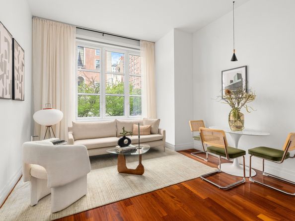 45 Park Avenue 202, New York NY 10016