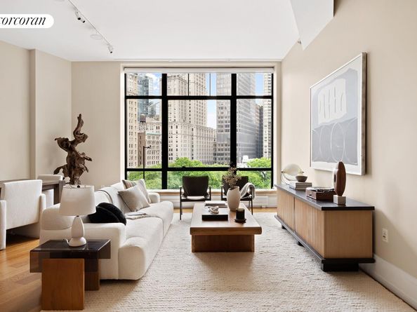 10 Madison Square W 8G, New York NY 10010