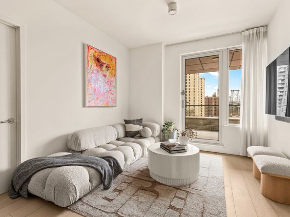 208 Delancey Street 7/B, New York NY 10002