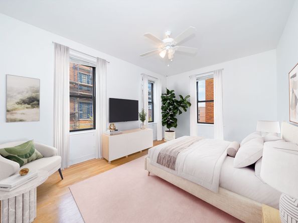 41-41 41st Street 4G, Queens NY 11104