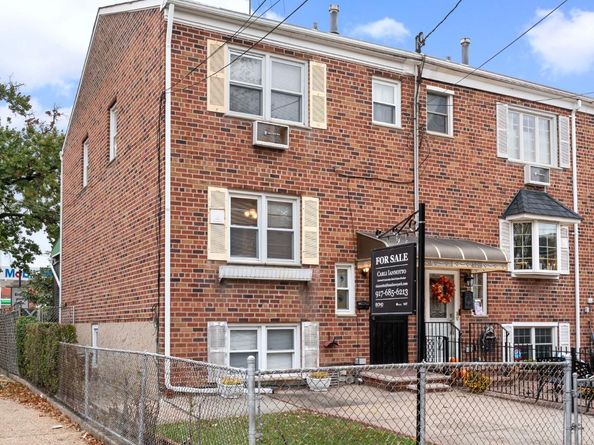 69-01 61st Road, Queens NY 11379