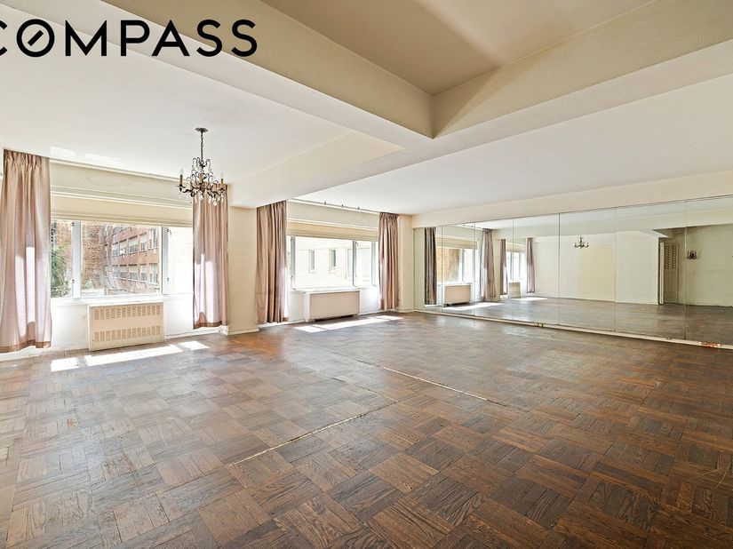 200 East 57th Street 3F, New York NY 10022