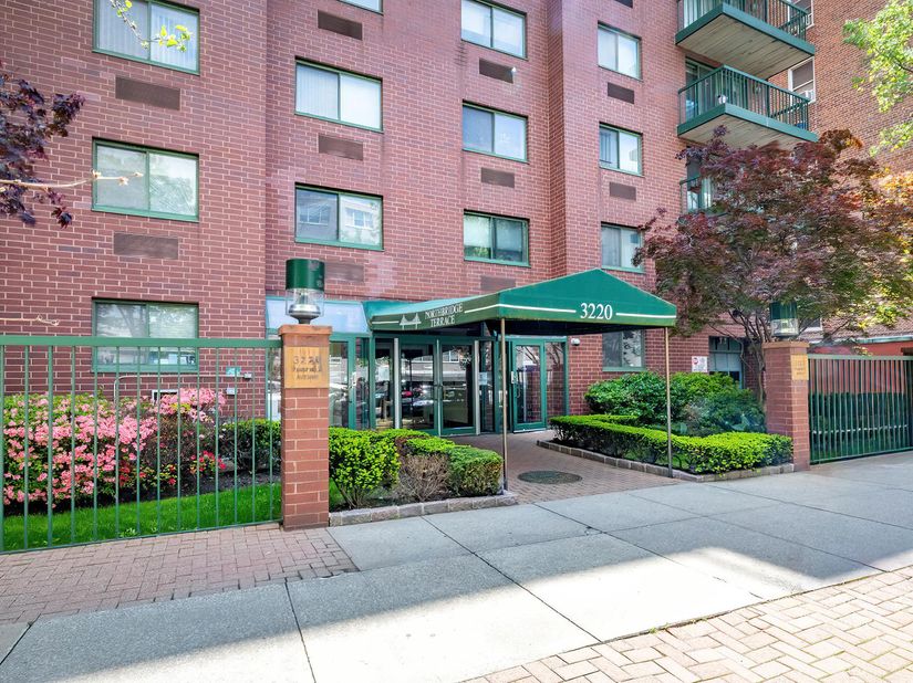 3220 Fairfield Avenue 9A, Bronx NY 10463