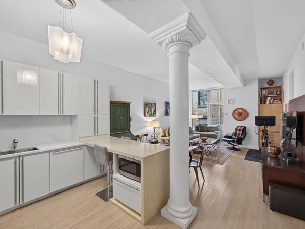 60 West 20th Street 5N, New York NY 10011