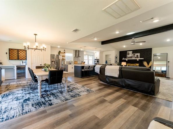 3200  Hilltop Lane , Plano Texas 75075