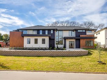 6301  Tiffany Oaks Lane 