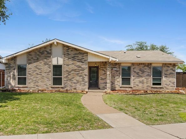 2113  Victoria Road , Carrollton Texas 75007