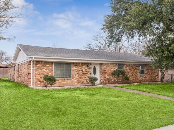 9643  Altacrest Drive , Dallas Texas 75227