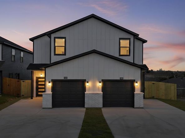 8002  Julie Avenue , Fort Worth Texas 76116