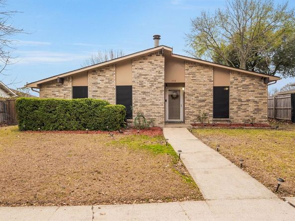 3418  Meadow Oaks Drive , Garland Texas 75043