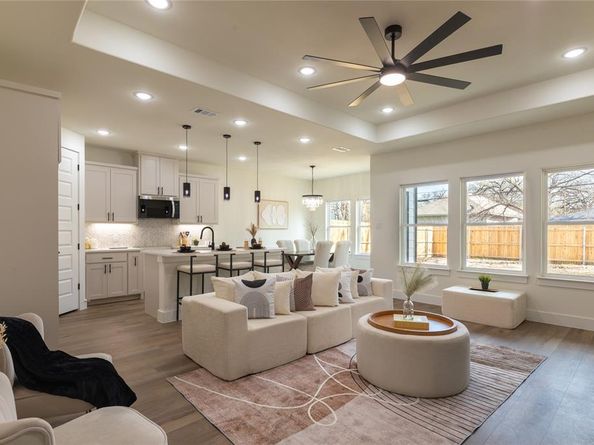 2816  Pennsylvania Avenue , Dallas Texas 75215
