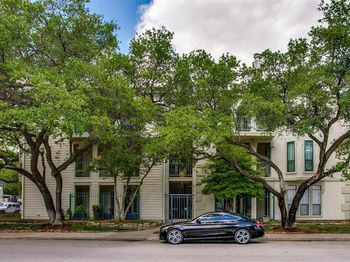 3105  San Jacinto Street 