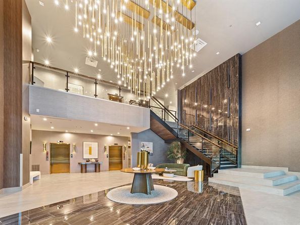 1900 S Ervay Street  512, Dallas Texas 75215