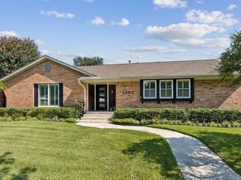 1302  Cheyenne Drive 