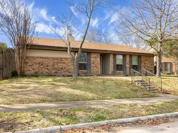 3722  Fieldcrest Drive , Garland Texas 75042