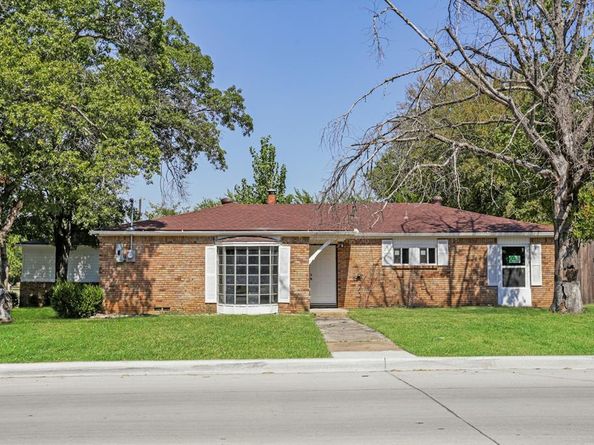 5001  Meadowbrook Drive , Fort Worth Texas 76103