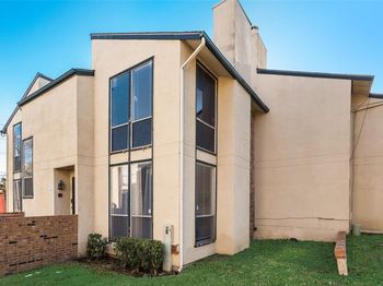 7135  Fair Oaks Avenue 