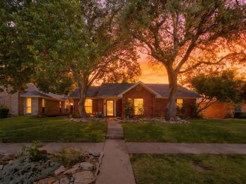 2325  Lancecrest Drive 