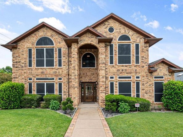 5401  Emerald Park Boulevard , Arlington Texas 76017