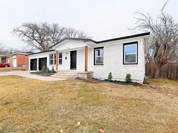 1816  Ellington Drive 