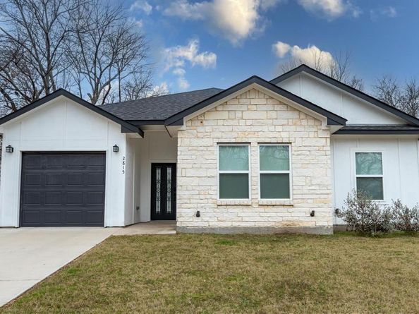 2815 E Overton Road , Dallas Texas 75216