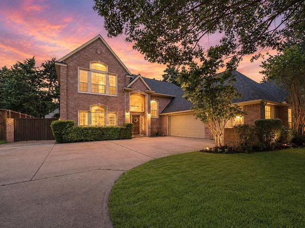 2  Treewood Court , Mansfield Texas 76063