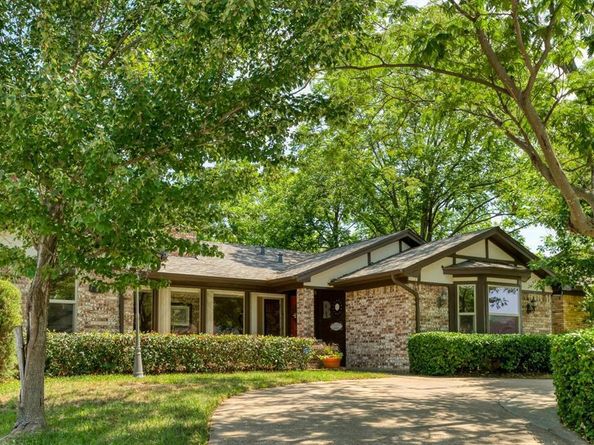 1104  Forest Ridge Drive , Bedford Texas 76022