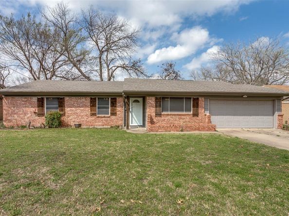 5828  Wales Avenue , Fort Worth Texas 76133