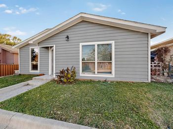 2007  Red Cloud Drive 