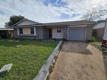 3620  Pacesetter Drive 