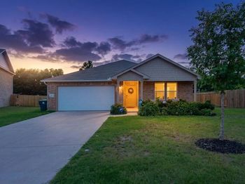 3635  Chestnut Oak Drive 