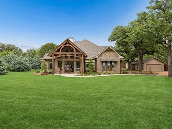 124 N Garza Road 