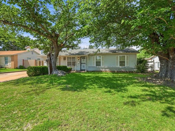 1309  De Ridder Avenue , Fort Worth Texas 76106