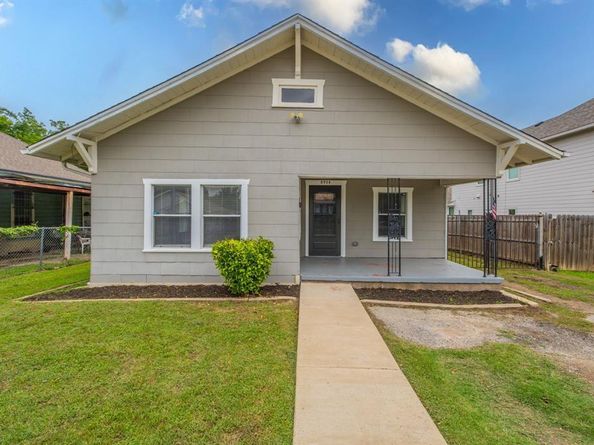 2714  26th Street , Fort Worth Texas 76106