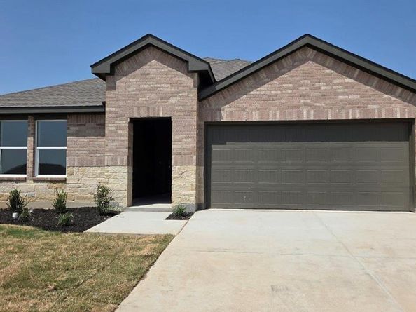 341  DEAF SMITH Street , Fort Worth Texas 76247