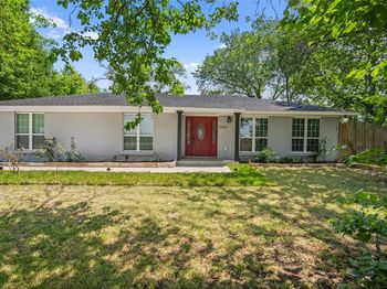 1112 W Pleasant Run Road 