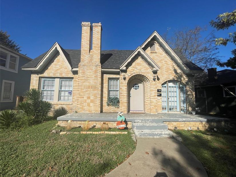 1009 E Humbolt Street , Fort Worth Texas 76104