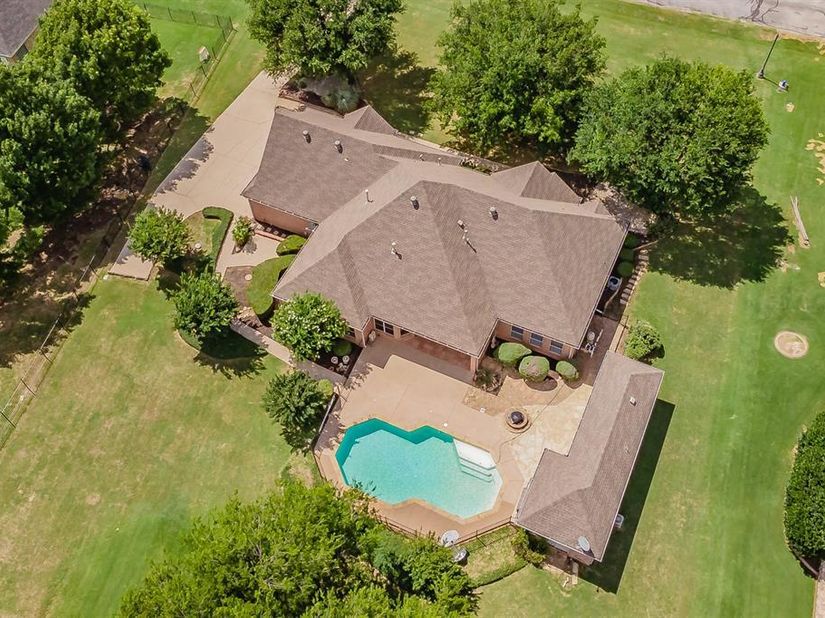 1049  Van Zandt Court , Haslet Texas 76052