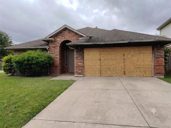 8601  Lariat Circle 