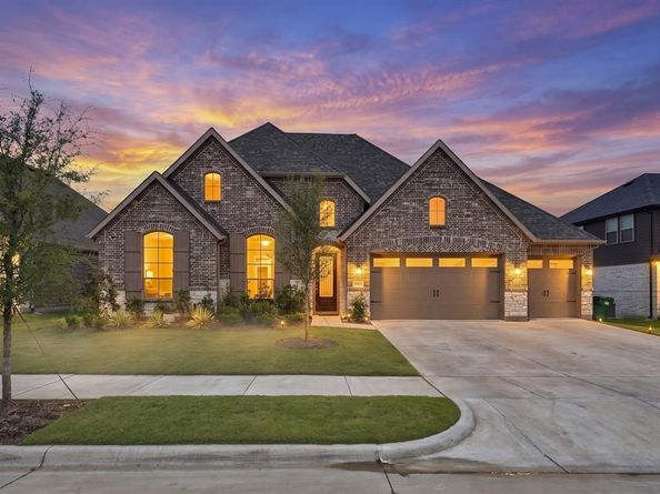 1927  Holly Oak Way , Fate Texas 75087