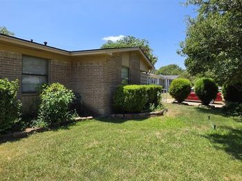 4302  Longleaf Drive 