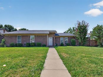 2224  Crockett Drive 